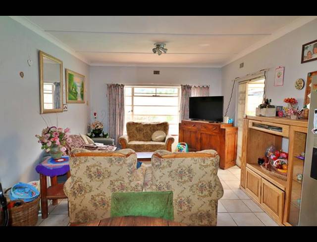 3 BEDROOM HOUSE FOR SALE IN GERDVIEW